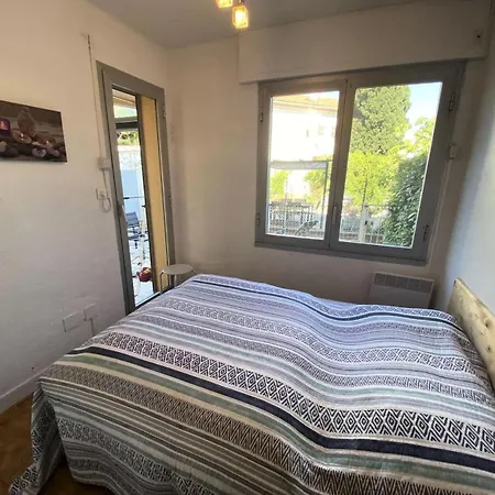 Marie Louise - Agreable De 35m2 Avec 4 Couchages A Sanary-sur-mer Proche Des Plages Mae-9824 *