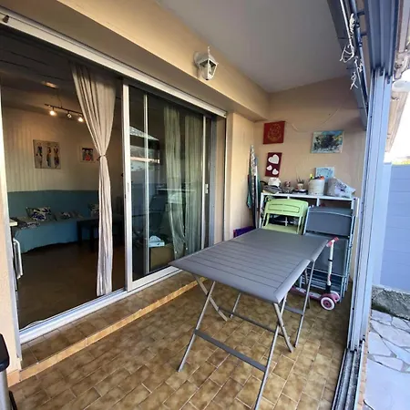 Apartment Marie Louise - Agreable De 35m2 Avec 4 Couchages A Sanary-sur-mer Proche Des Plages Mae-9824
